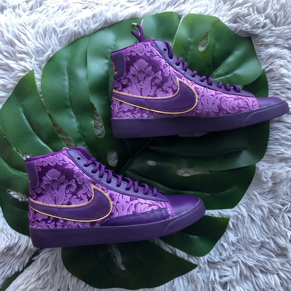 **SOLD** Nike Blazer Mid Velvet 💜 - Picture 5 of 8